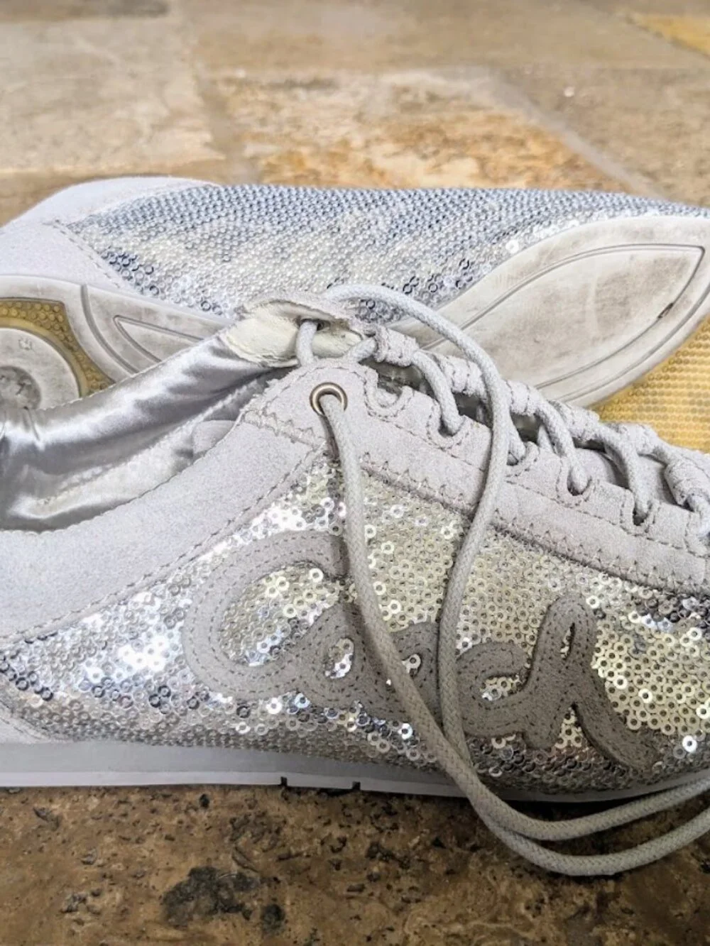 EUC COACH HOPE SEQUIN SILVER TENNIS SNEAKER TRAINER SHOES SIZE 5.5